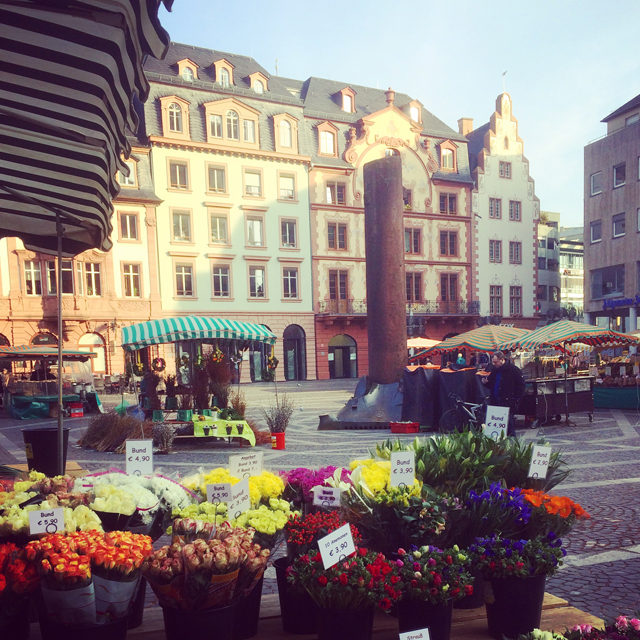 Mainz_Wochenmarkt und Markthäuser